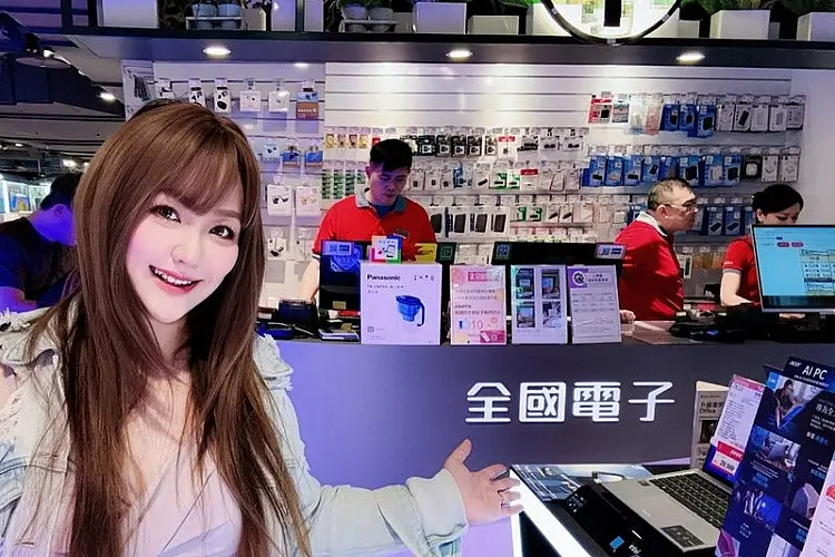 [生活] 全國電子南港店 &hearts; 搬新家要換哪些家電？氣泡水機、AI筆電、冷氣通通有 &hearts; 下載全國電子APP綁定行動支付滿額就送點數 ! 全國電子50週年破盤檔期優惠總整理 (/◕ヮ◕)/